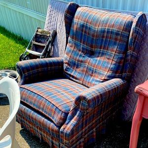 Checker Recliner